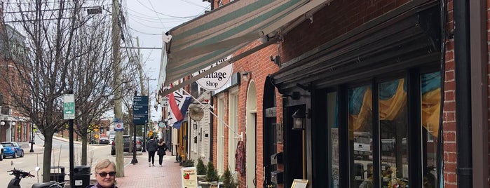 Fezziwig's Food & Fountain is one of New Hampshire.