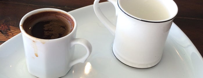 Keyif Cakes & Coffee Bistro is one of gitmelisin :).