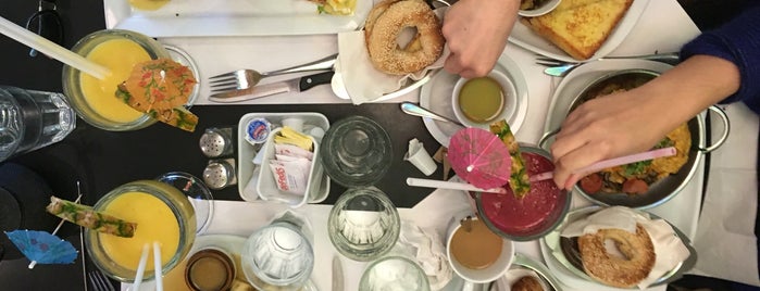 Restaurant L'Avenue is one of Brunch.
