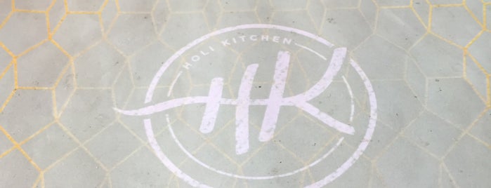 Holi Kitchen is one of Tempat yang Disukai Jimena.