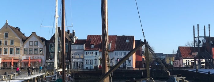 Husum Hafen is one of Schmetterlingsorte.