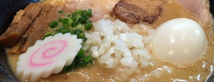 中華そば 輝羅 is one of 神戸ラーメン.