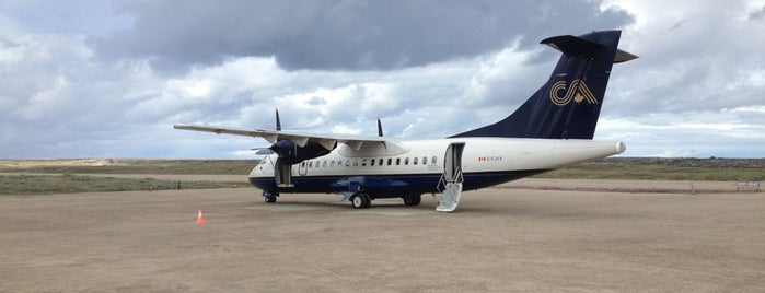 Rankin Inlet Airport (YRT) is one of Matthewさんのお気に入りスポット.