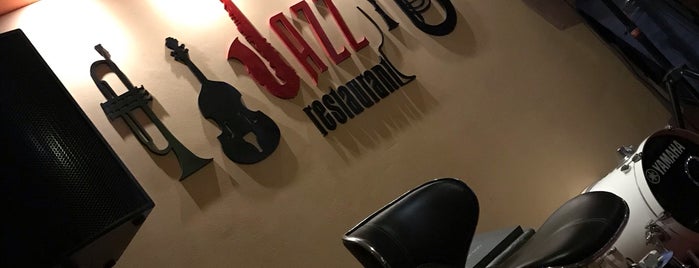 Jazz Bar is one of สถานที่ที่บันทึกไว้ของ Onur.