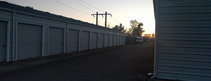 Valley River Storage is one of Eugene.