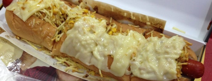Oh My Dog! Amazing Hot Dogs is one of Tempat yang Disukai Luciana.