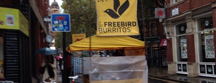 Freebird Burritos is one of Lieux qui ont plu à nik.