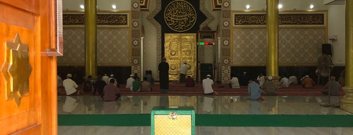 Masjid awal fathul mubien is one of Manado Spot.