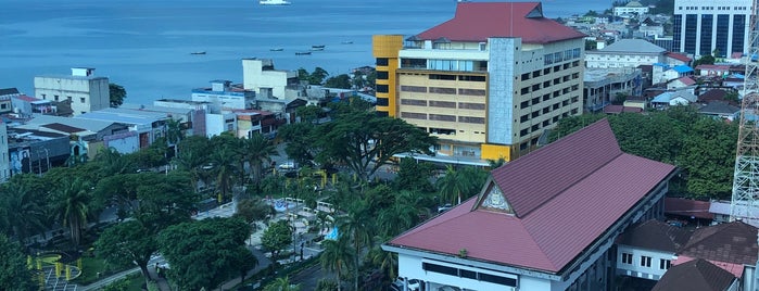 Hotel Novotel Balikpapan is one of UNIBA.