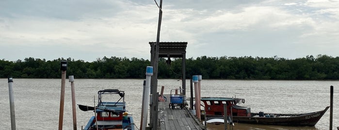 Sungai Yu Fishery is one of สถานที่ที่ ꌅꁲꉣꂑꌚꁴꁲ꒒ ถูกใจ.