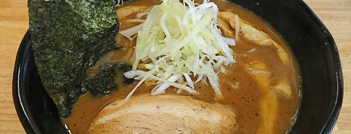 麺 大仏 is one of Ramen／Tsukemen.