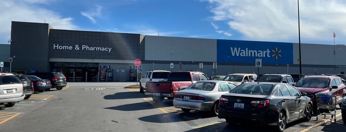 Walmart Supercenter is one of Grocery Stores.