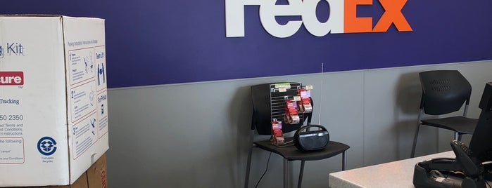 FedEx Ship Center is one of Places I've been to.