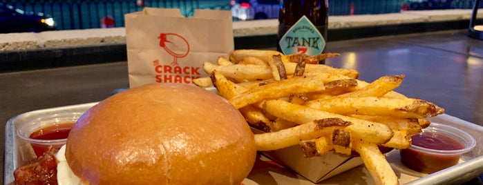 The Crack Shack is one of Lugares favoritos de Mike.