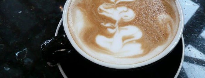 Liquid Art Coffeehouse & Eatery is one of Killington.