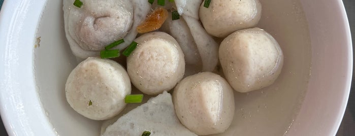 Li Xin Fishball Noodles 立兴 is one of Micheenli Guide: Fishball Noodle trail, Singapore.