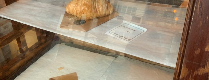 ครัวซอง แม่สลอง is one of Croissant List.