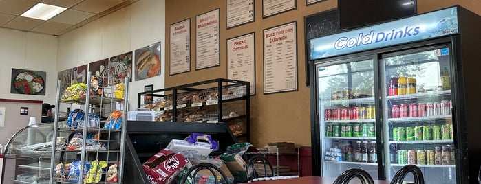 Cupertino's NY Bagels & Deli is one of Lunch around Innsbrook.