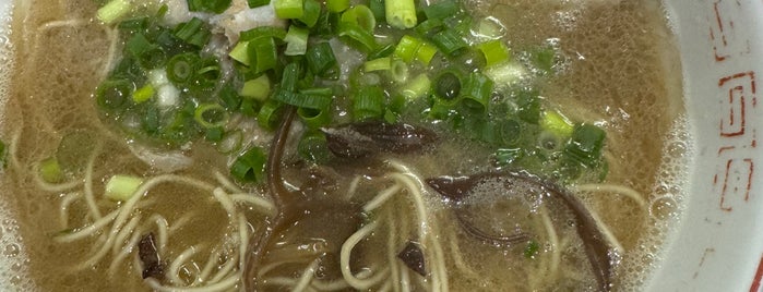 しぇからしか 梅田店 is one of ラーメン.