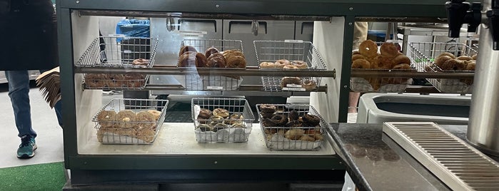 Greenfield's Bagels & Deli is one of Restaurant To-do List.