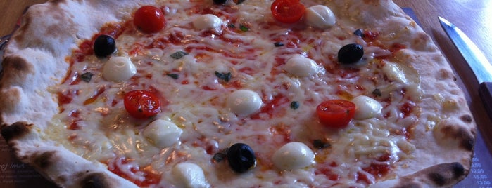 Pizza@Kavica Duksa is one of food in zagreb.