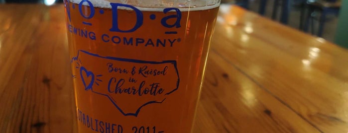NoDa Brewing Company North End is one of Lugares favoritos de Curtis.