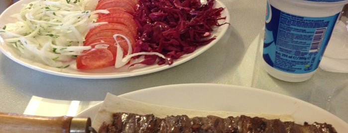 Halis Erzurum Cağ Kebabı is one of Posti salvati di Sema.