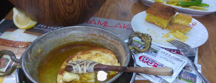 Hamlakit Restaurant is one of สถานที่ที่บันทึกไว้ของ Talip.