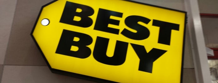 Best Buy is one of Tempat yang Disukai 💫Coco.