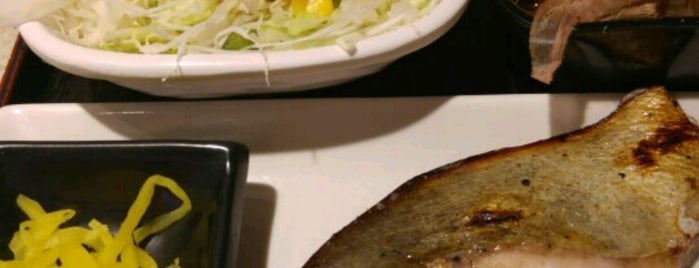 Nakajima Suisan Grilled Fish is one of สถานที่ที่ Ian ถูกใจ.