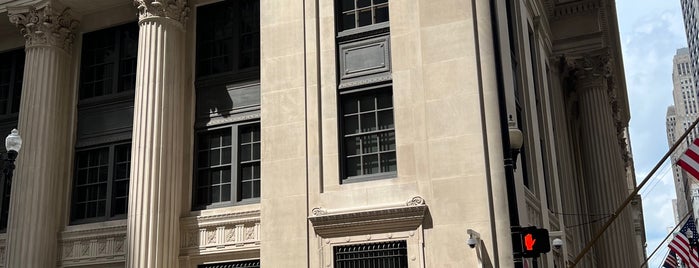 Federal Reserve Bank of Chicago is one of Alyssa: сохраненные места.