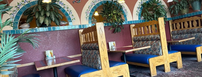 Mazatlan Mexican Restaurant is one of JWF.