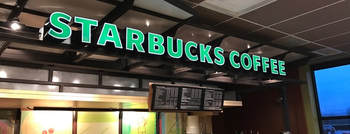 Starbucks is one of Orte, die Wade gefallen.