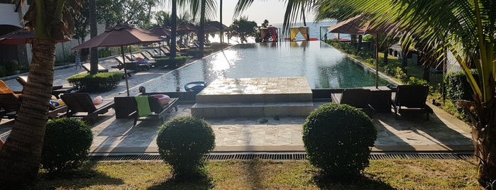 Weekender Resort & Spa Swimmnig Pool is one of Posti che sono piaciuti a Andreas.