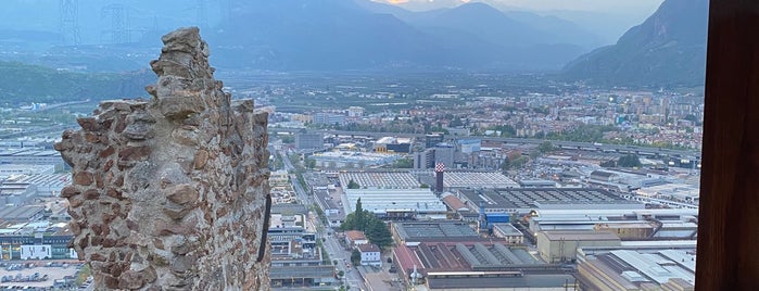 Haselburg / Castel Flavon is one of Bozen ~ Bolzano.