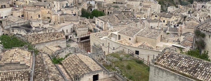 Piazzetta Pascoli is one of Matera FnL.