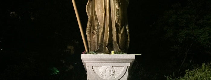 Паметник на цар Самуил is one of Bulgaria.