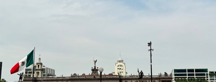 Explanada de los Héroes is one of What to do-Monterrey.