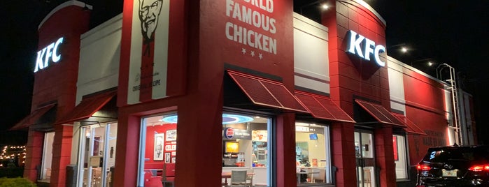 KFC is one of Chester'in Beğendiği Mekanlar.