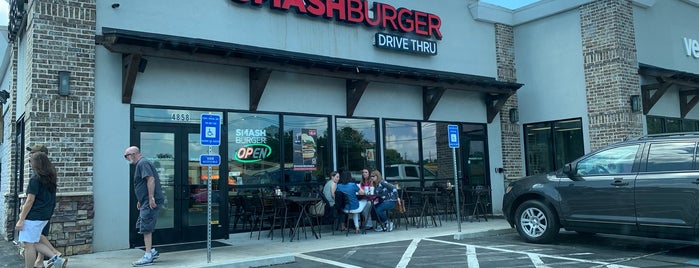 Smashburger is one of สถานที่ที่ Chester ถูกใจ.