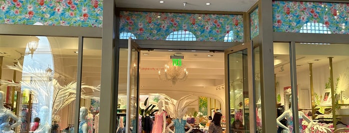 Lilly Pulitzer is one of Disney Springs.