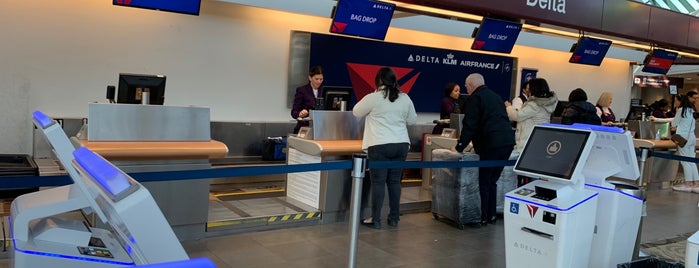 Delta Air Lines Ticket Counter is one of BNA places.