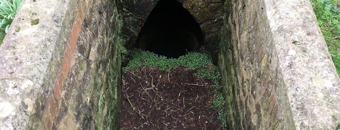 St. Margaret's Well is one of Lieux qui ont plu à Fathima.