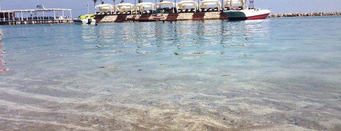 La Plage Port Cratos is one of Кипр.