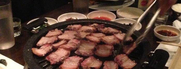 Don's Bogam Korean BBQ & Wine is one of Tempat yang Disimpan Lina.