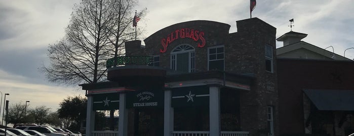 Saltgrass Steak House is one of สถานที่ที่ Adam ถูกใจ.