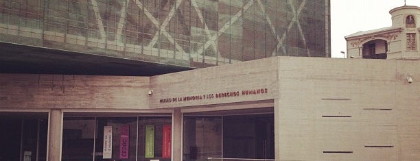 Museo de la Memoria y los Derechos Humanos is one of Santiago.