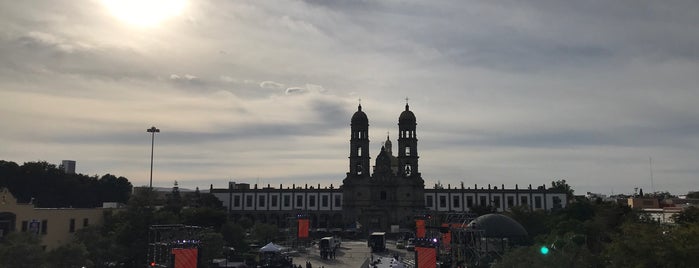 Plaza de las Américas (Juan Pablo II) is one of Lugares guardados de JULIE.