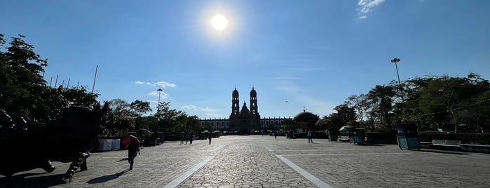 Plaza de las Américas (Juan Pablo II) is one of Lieux sauvegardés par JULIE.