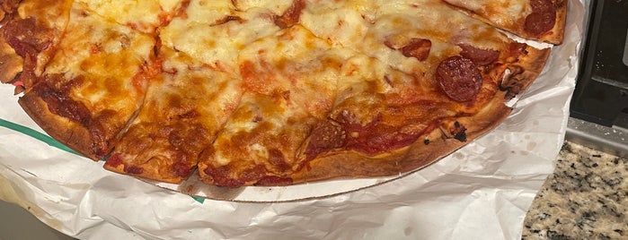 Brianno's Deli Italia is one of Pizza.